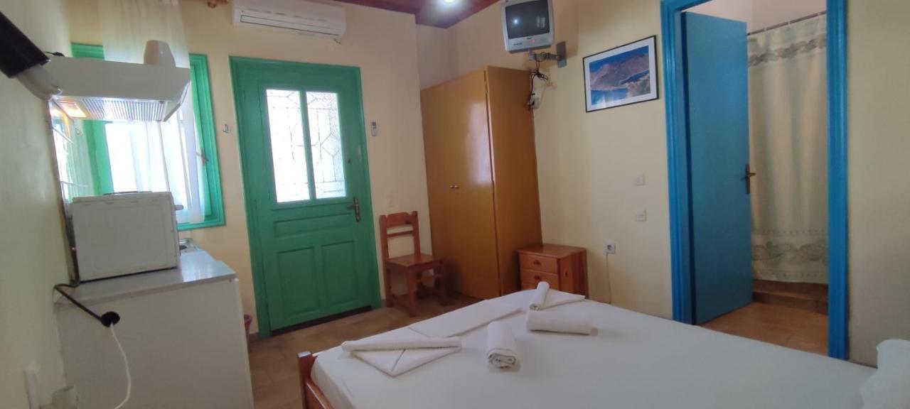 Villa Spiros Áyios Nikítas Buitenkant foto