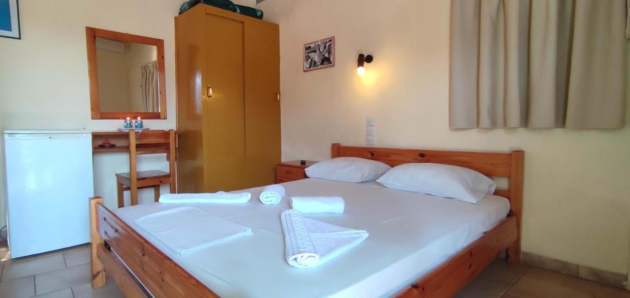 Villa Spiros Áyios Nikítas Buitenkant foto
